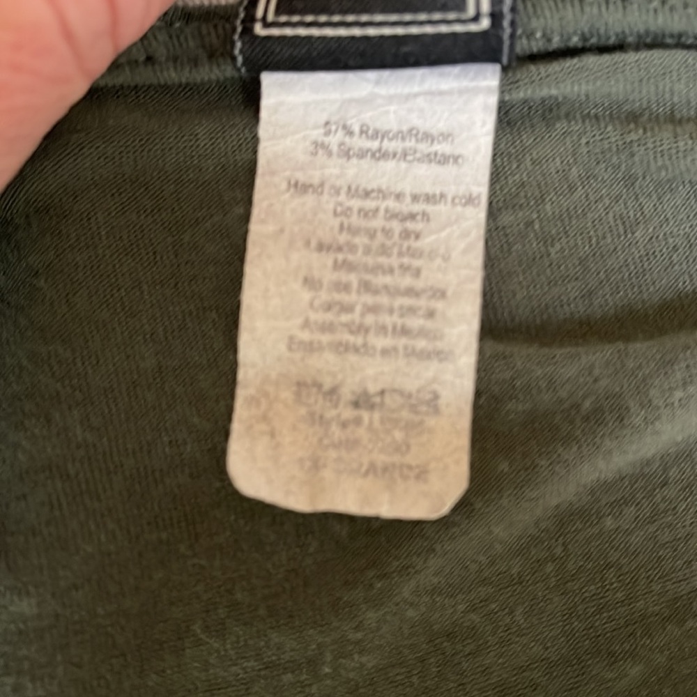 Lilian XL long cardigan in olive color - Picture 7 of 8